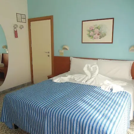 Hotel Kennedy 3*