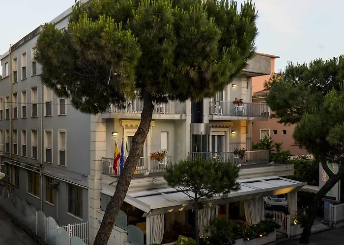 Ξενοδοχείο Kennedy 3*